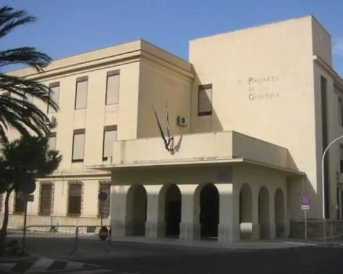 Violenze e omissioni: chieste condanne per sette carabinieri