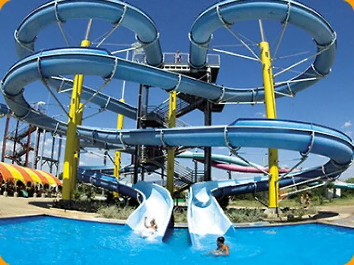 Sette bambini con vomito e febbre dopo giochi ad Acquapark