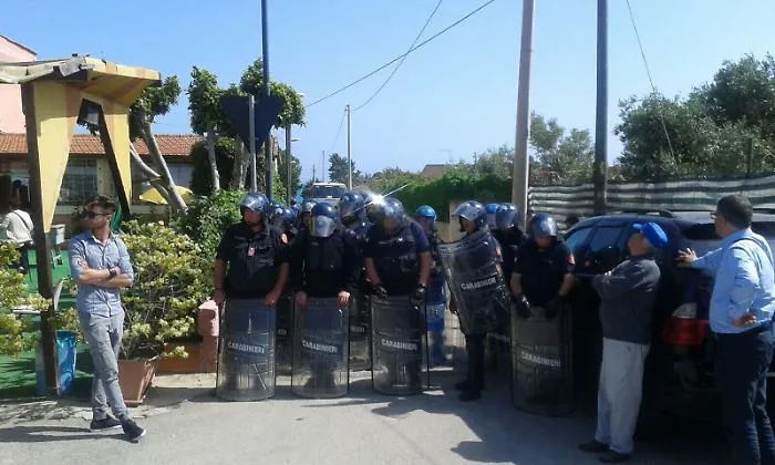 Licata, tafferugli contro ruspe Giudizio immediato per cinque