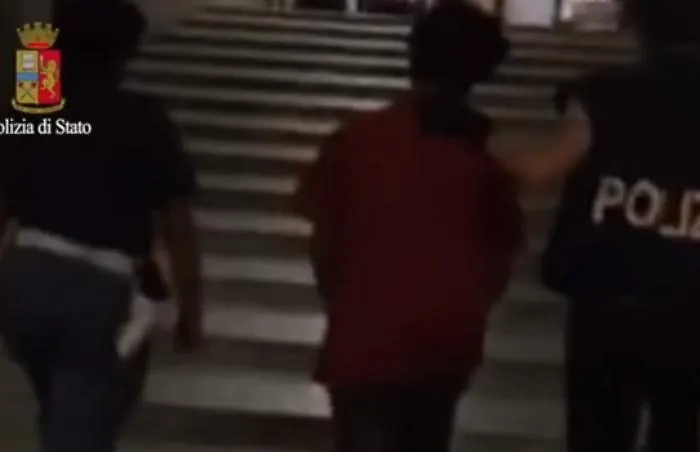 &laquo;Trafficante di uomini arrestato? No &egrave; uno scambio di persona&raquo;