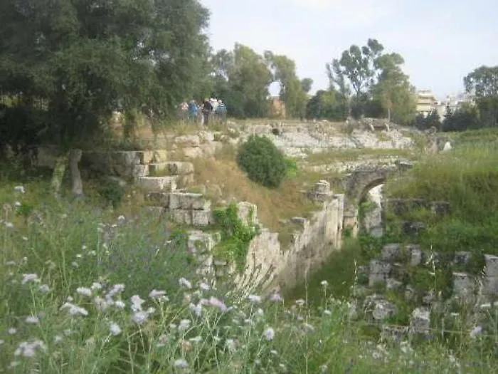Siracusa, Crocetta bacchetta soprintendente &laquo;Per pulire il Parco ci sono i forestali&raquo;