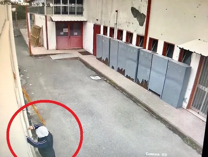 112146247-7d1d74e5-4d95-4b2a-862f-436fef3fcabe