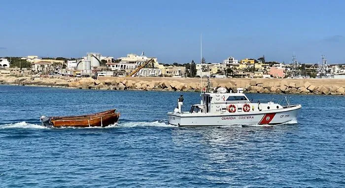 Nadir e IVY 1 soccorrono 175 persone in due salvataggi nel Mediterraneo centrale: sbarcate a Lampedusa