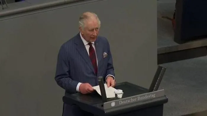 germania_carlo_iii_parla_in_tedesco_al_bundestag227611_640_ori_crop_master__0x0_640x360