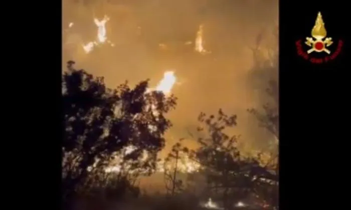 uno incendio messina