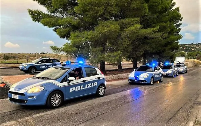 Caporalato: operazione polizia nel Nisseno, 10 arresti