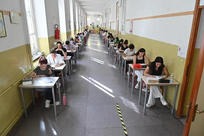 >>>ANSA/ MORAVIA, QUASIMODO, FALLACI E ANGELA NEI TEMI DELLA MATURIT&Agrave;
