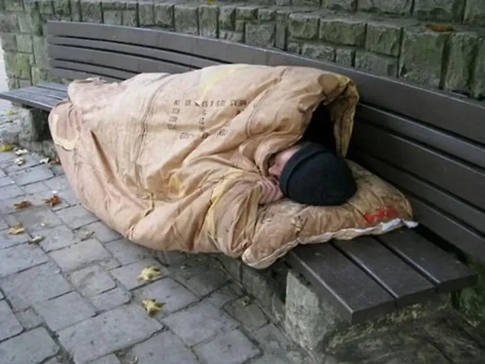 senza tetto freddo
