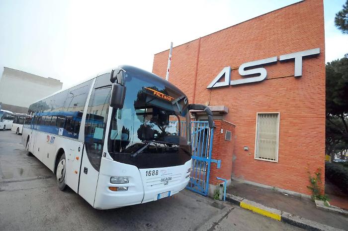 Ast-autobus