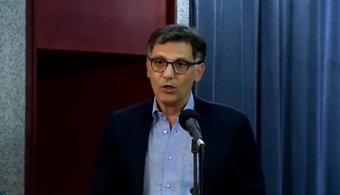 Pd Sicilia, polemiche al congresso: &laquo;Barbagallo segretario dimezzato&raquo;. Ma viene eletto all'unanimit&agrave;