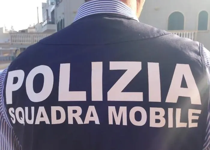 Palermo, lotta allo spaccio: sette arresti tra Ballar&ograve; e Vucciria, sequestri di cocaina, crack e contanti
