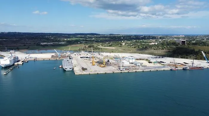 Augusta port hub