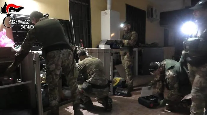 Il commando &ldquo;protetto&rdquo; dallo sciamano: &laquo;Il rito? Si pu&ograve; fare il sacrificio al cimitero&raquo;
