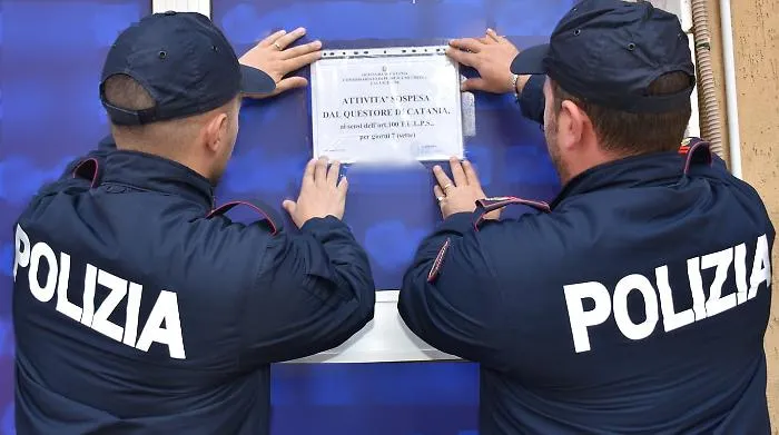 Sigilli a un centro scommesse a Caltagirone: sospensione di 7 giorni per ritrovo di pregiudicati