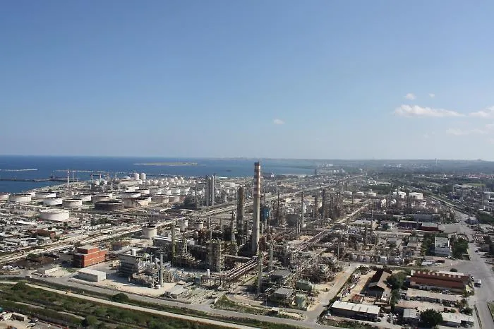 Eni: a Priolo avviato l&rsquo;iter autorizzativo per la nuova bioraffineria