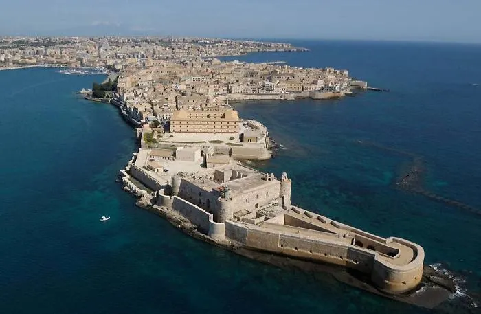 Siracusa 2033, via libera alla Fondazione: il Comune sceglie Restart come socio
