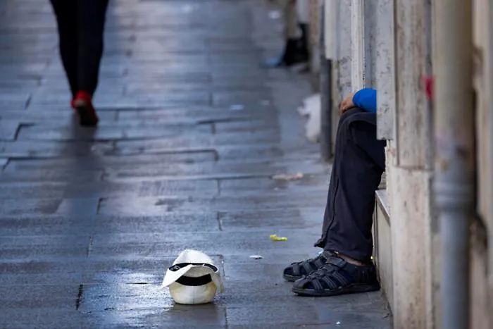 povert&agrave;