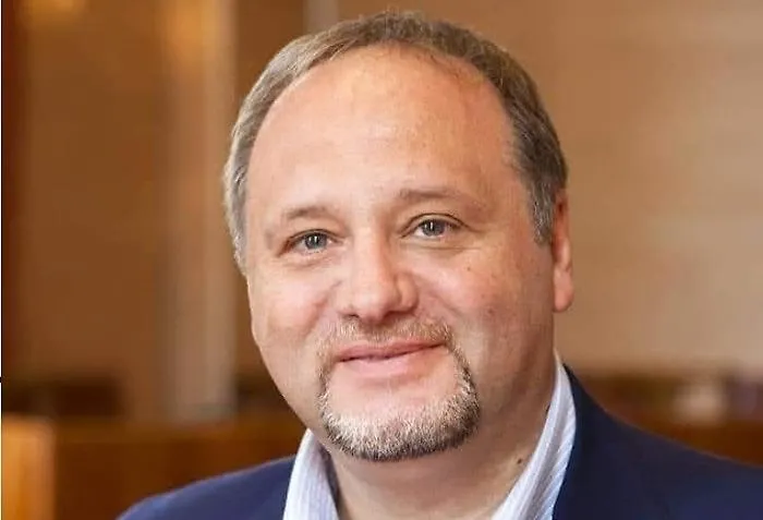 Il sociologo prof. Francesco Pira: &laquo;Senza educazione affettiva e sessuale, il porno diventa il programma scolastico parallelo delle nuove generazioni&raquo;