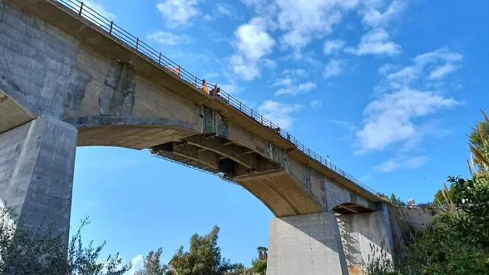 Strada statale 115: ultimato il ripristino della quarta campata del viadotto Re