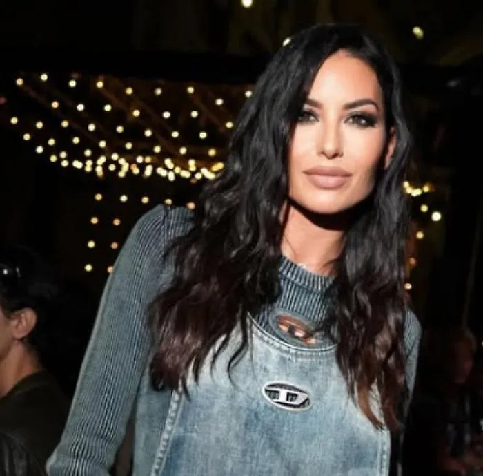 Elisabetta Gregoraci sull'ex compagna del padre: &laquo;Non l'ho mai offesa, piuttosto &egrave; vero il contrario&raquo;