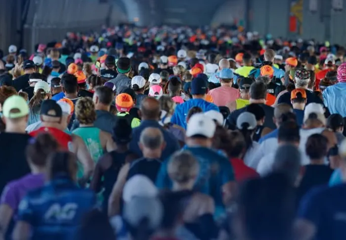 Il mondo corre maratona di New York: 55mila alla partenza, quasi 2.000 italiani e Meucci portabandiera