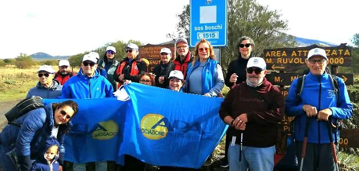 "Smile", il progetto che porta gli anziani a godersi la natura dell'Etna