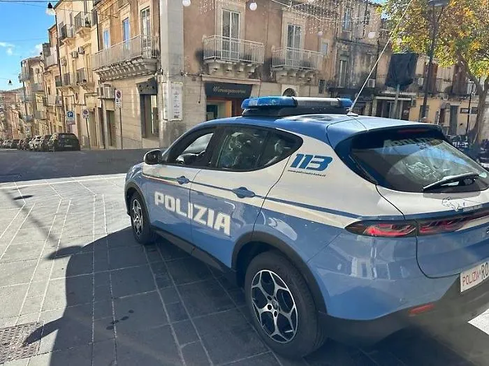 Ragusa, 42enne arrestato per evasione e danneggiamento del braccialetto elettronico