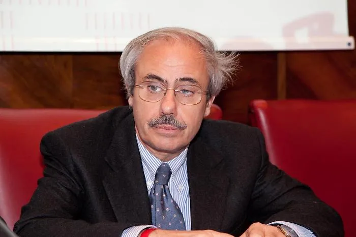 Raffaele Lombardo e la mezza marcia indietro sulla  Giunta regionale da azzerare: &laquo;Non ho chiesto di silurare gli assessori&raquo;