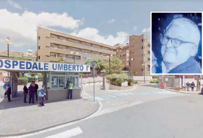 "Abbandonato sulla sedia se l&rsquo;attesa diventa agonia tra freddezza e veri angeli"