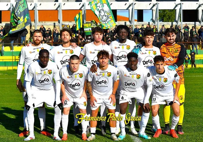Enna sciupona e beffata nel finale dalla Reggina