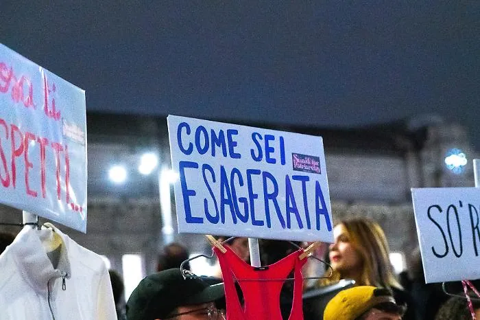 Violenza sulle donne, il Codice rosso non &egrave; bastato: oltre cento femminicidi l'anno