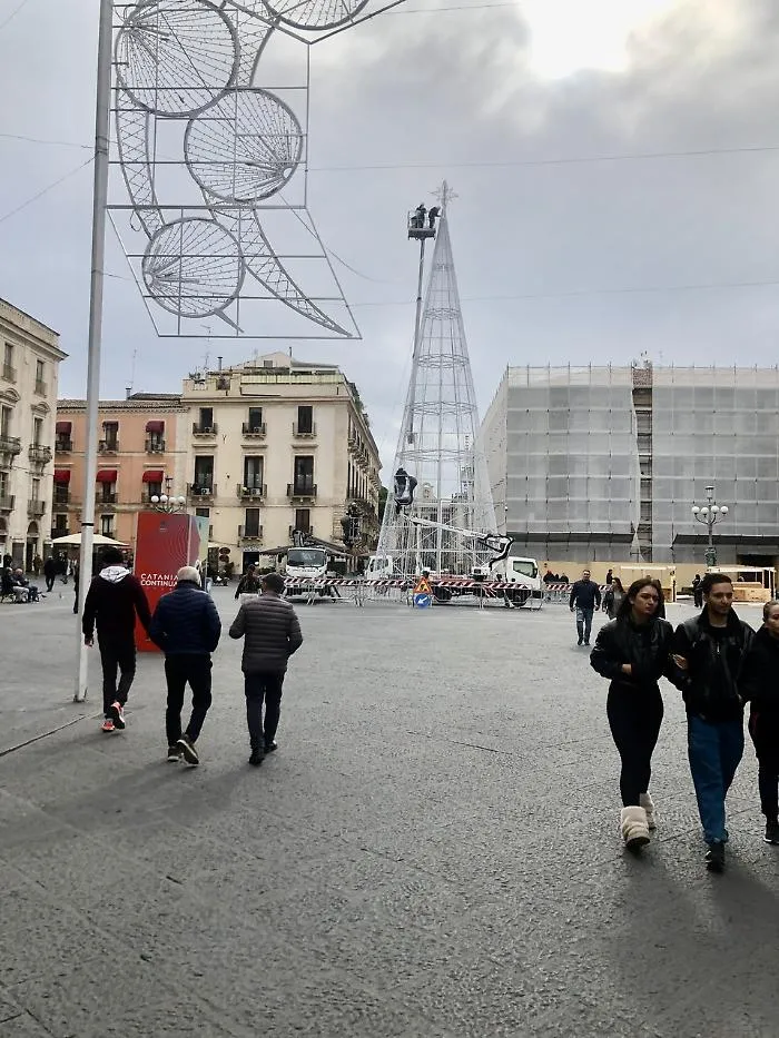 Piazza Universit&agrave; 
