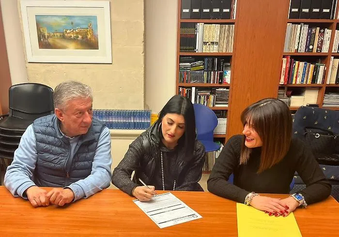 Ispica, la consigliera Denaro aderisce a Forza Italia