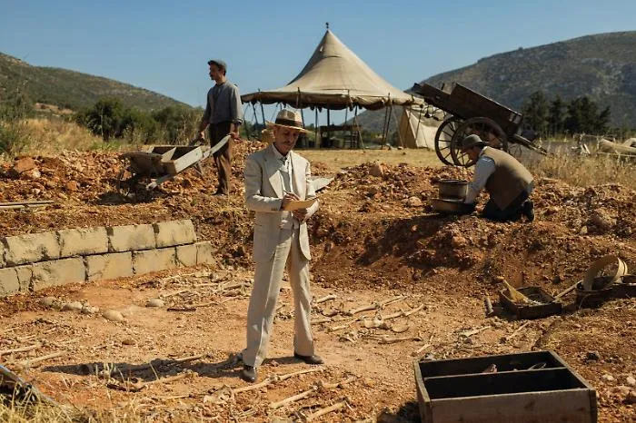 una scena di &ldquo;Army of Lovers&rdquo; di Lefteris Charitos