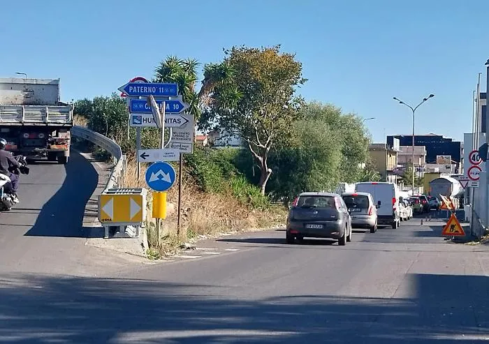Lavori per il nuovo asfalto sulla Statale 121 e per gli automobilisti &egrave; un'altra giornata di "passione"