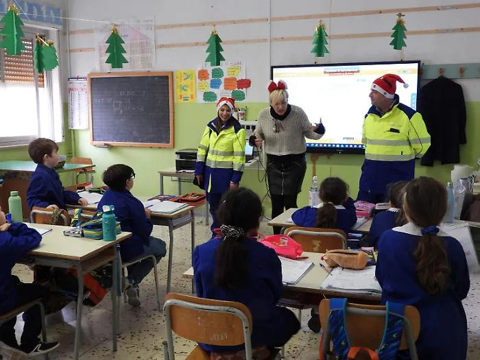 Dalle scuole di Caltanissetta avviata la raccolta regionale di giocattoli usati da donare ai bimbi pi&ugrave; bisognosi
