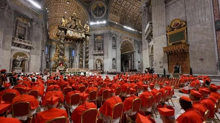 Primo concistoro straordinario del pontificato di Leone XIV: due giorni di comunione e riflessione 