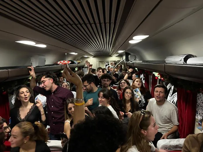 Sicilia Express: &laquo;Un viaggio della speranza, ma in compagnia&raquo;, il treno che avvicina l'Isola all'Italia
