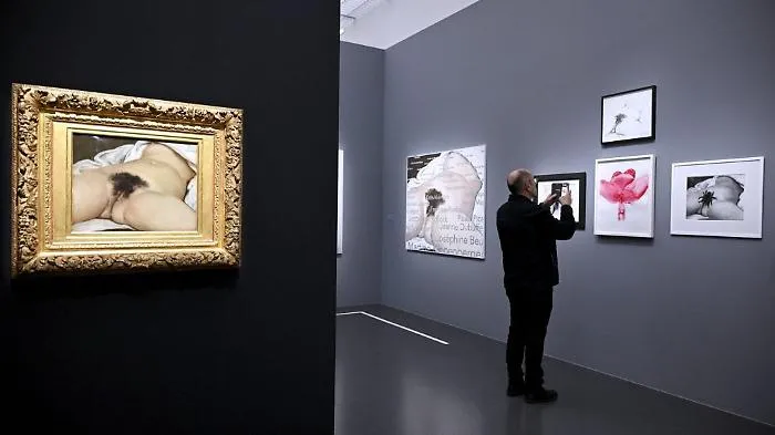Love & Sex, oltre il clich&eacute;: come gli artisti contemporanei ridisegnano la sensualit&agrave;