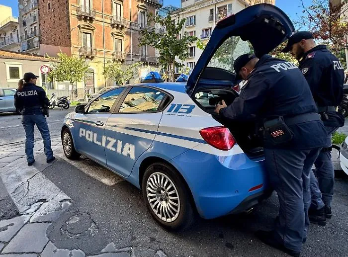 Lite tra parenti degenera in aggressione in un supermercato di Catania: arrestato un uomo, due denunciati