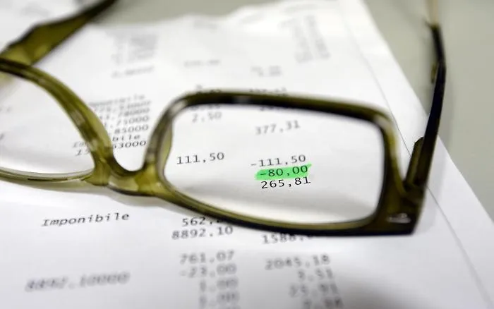 Irpef 2026, due punti in meno che fanno discutere: come cambiano tasse e busta paga (e per chi non cambier&agrave; nulla)