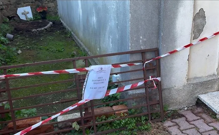 Sequestrati due ossari nel cimitero di Sant'Agata Militello
