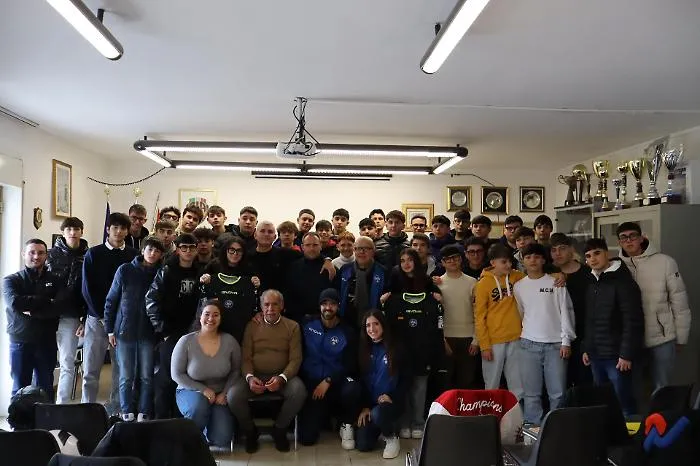 Dalla scuola al fischietto: la carica dei 37 nuovi arbitri che sognano i grandi stadi