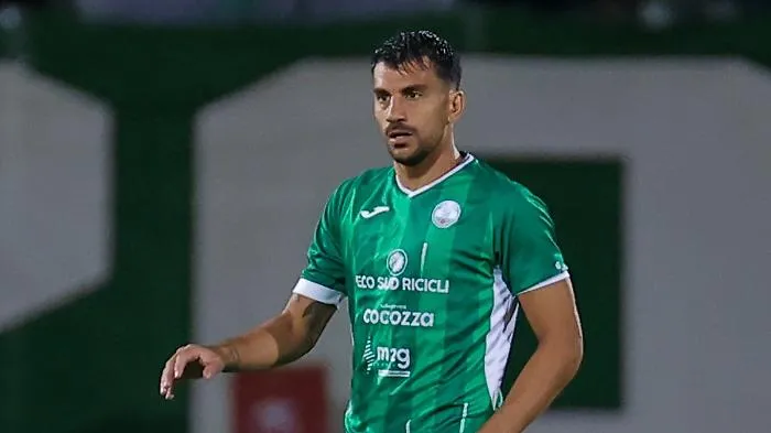 Il Catania rinforza la difesa: ufficiale l'acquisto di Mirko Miceli dal Monopoli