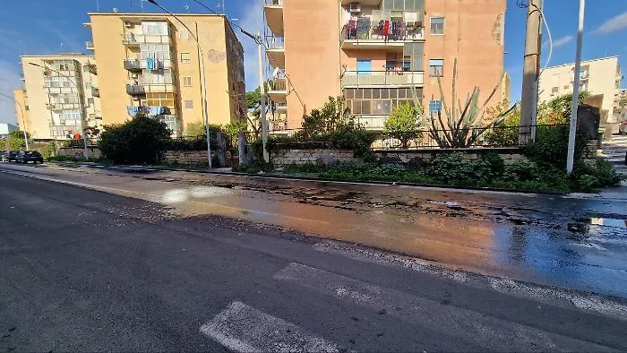 Catania: liquami via 4 Novembre 
