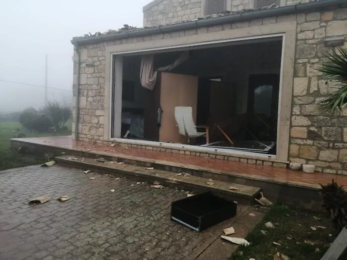 Il maltempo che ritorna e i danni letali, nel Ragusano una tromba d'aria caus&ograve; la morte di un 53enne 