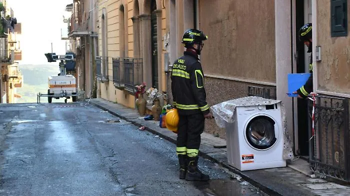 Frana di Niscemi, la decisione della prefettura: luned&igrave; si torna a scuola, 323 alunni "sfrattati" saranno ospitati in altri plessi