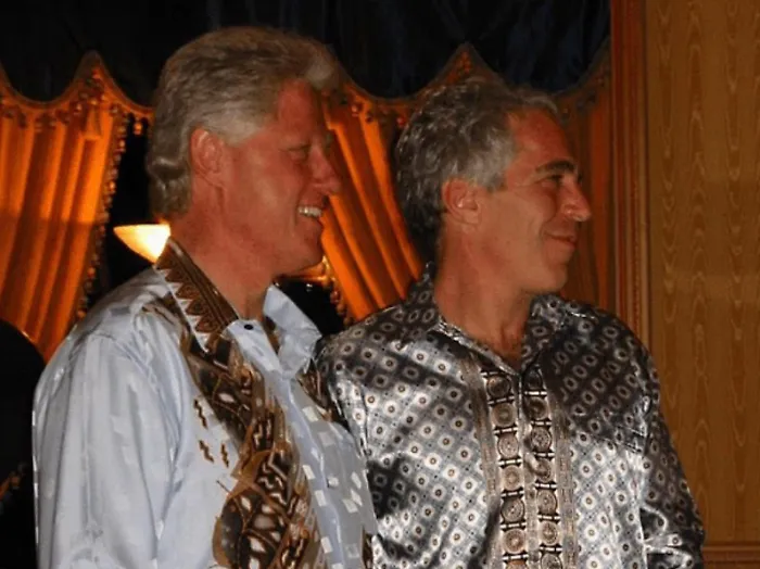 Caso Epstein, i Clinton pronti a testimoniare. Ma la Camera Usa rifiuta