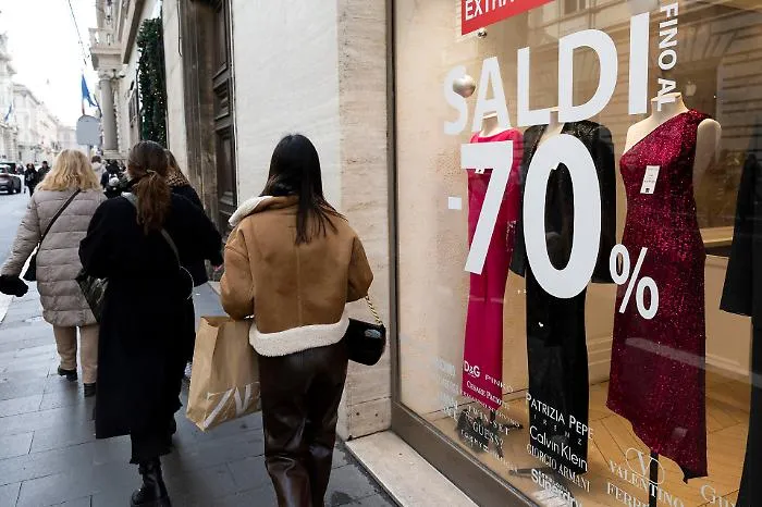 Primo bilancio dei Saldi Invernali 2026: tengono le vendite, traino delle Olimpiadi