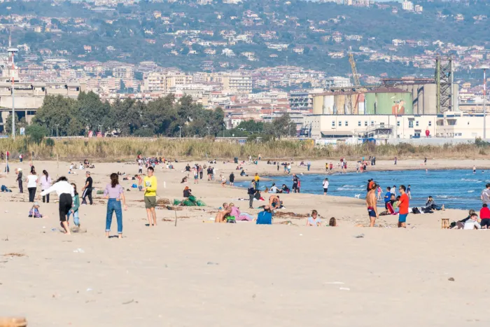 Pioggia in arrivo, sole in agguato: l&rsquo;anticiclone rialza la testa dopo un blitz di freddo